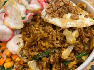 Nikmati Cita Rasa Autentik Indonesia dengan Resep Nasi Goreng Kampung yang Lezat dan Mudah Dibuat