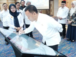 DITJEN HUBDAT PERKUAT PELAYANAN PUBLIK MELALUI PENCANANGAN PEMBANGUNAN ZONA INTEGRITAS