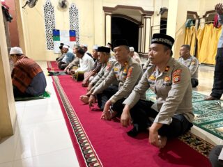 Safari Subuh di Panteraja, Kapolres Ajak Warga Bentengi Generasi Muda