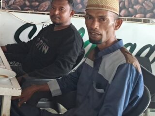 Abiya Jeunieb Pimpin Pengajian Bulanan BMU Pidie Jaya, Buka Kitab Lapan dan Santuni Anak Yatim di Meureudu